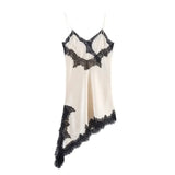 Nėriniuota Halter Suknelė – Asimetriška Vasaros Elegancija