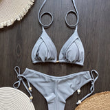 Auksė | Trikampis Bikinis su Grandinėlės Detale