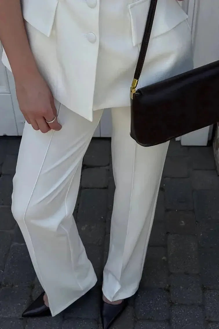LITHUA Henriette | Kostiumas