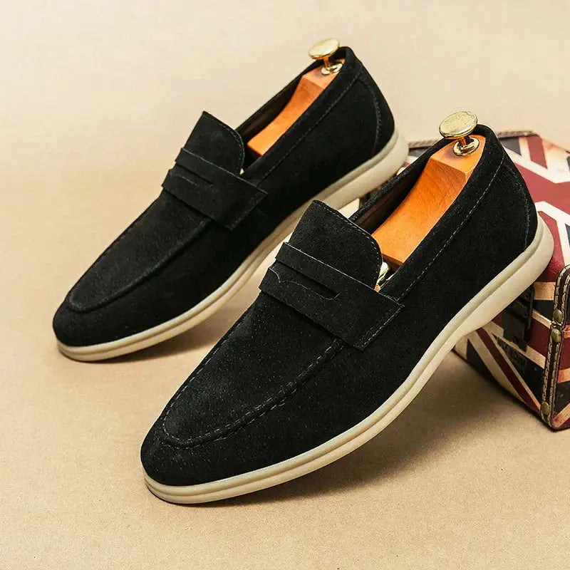 LITHUA Juoda / 38 Firenze Chic Suede Loafers