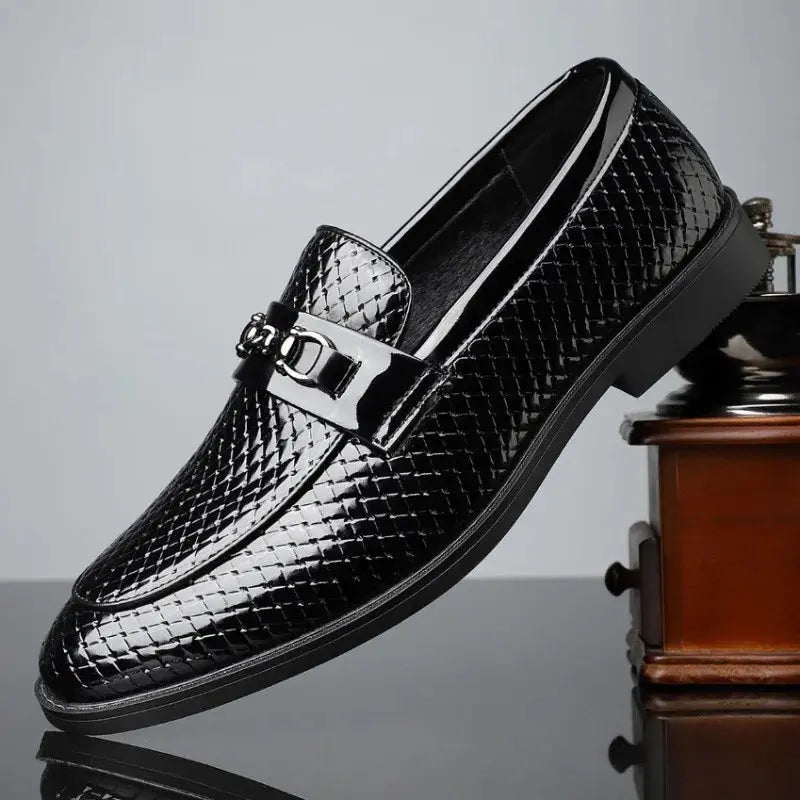 LITHUA Juoda / 39 Capri Oda Loaferiai