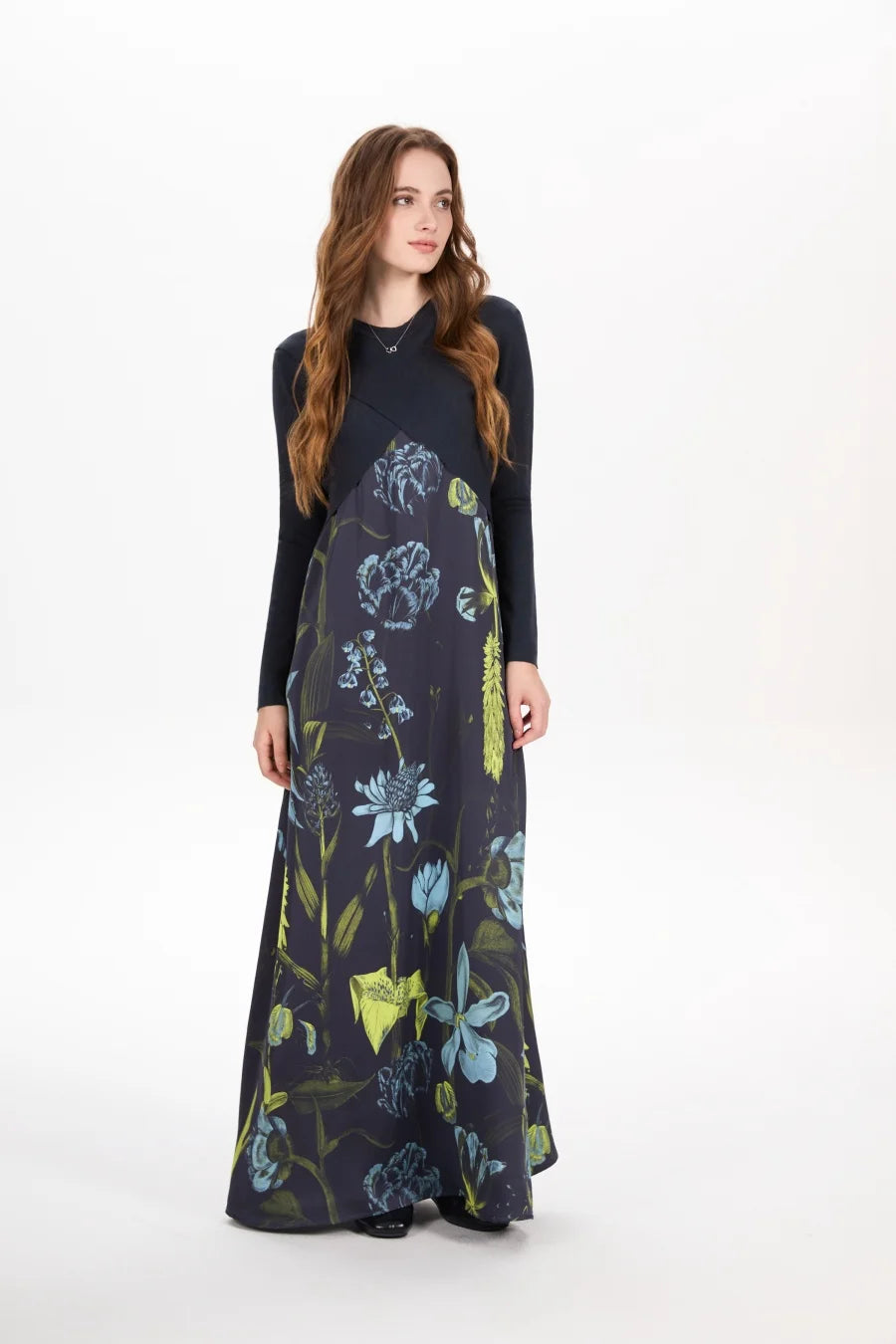 Trend suknelė – Gėlių juoda