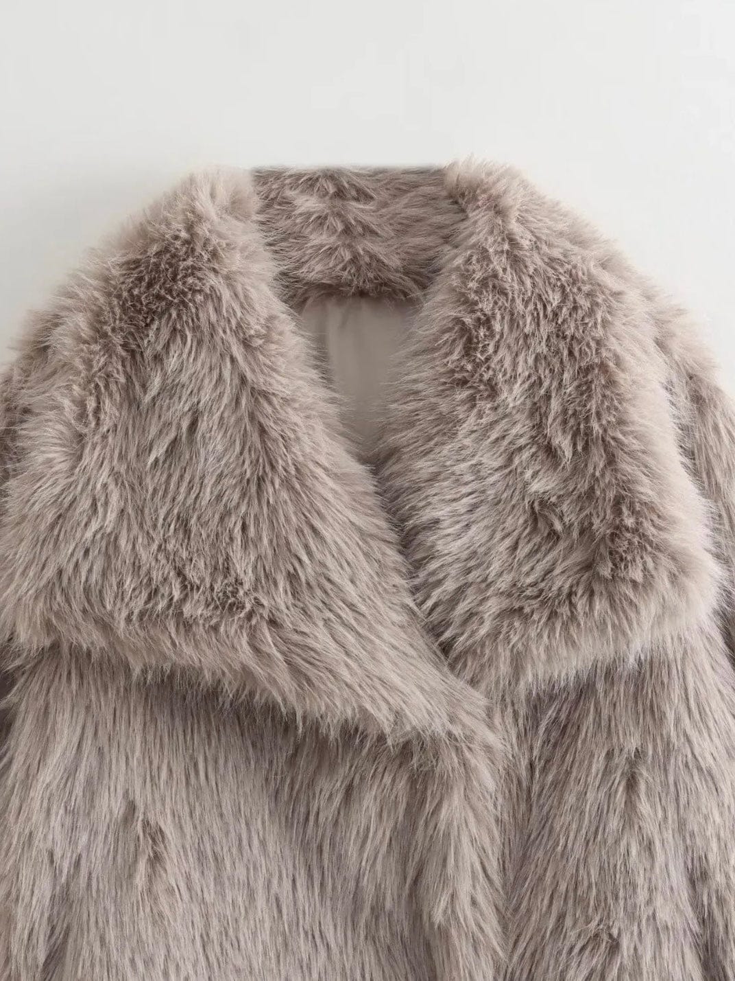 Velira Adele | Faux Fur Oversized Coat Adele | Dirbtinio Kailio Per didelis Paltas