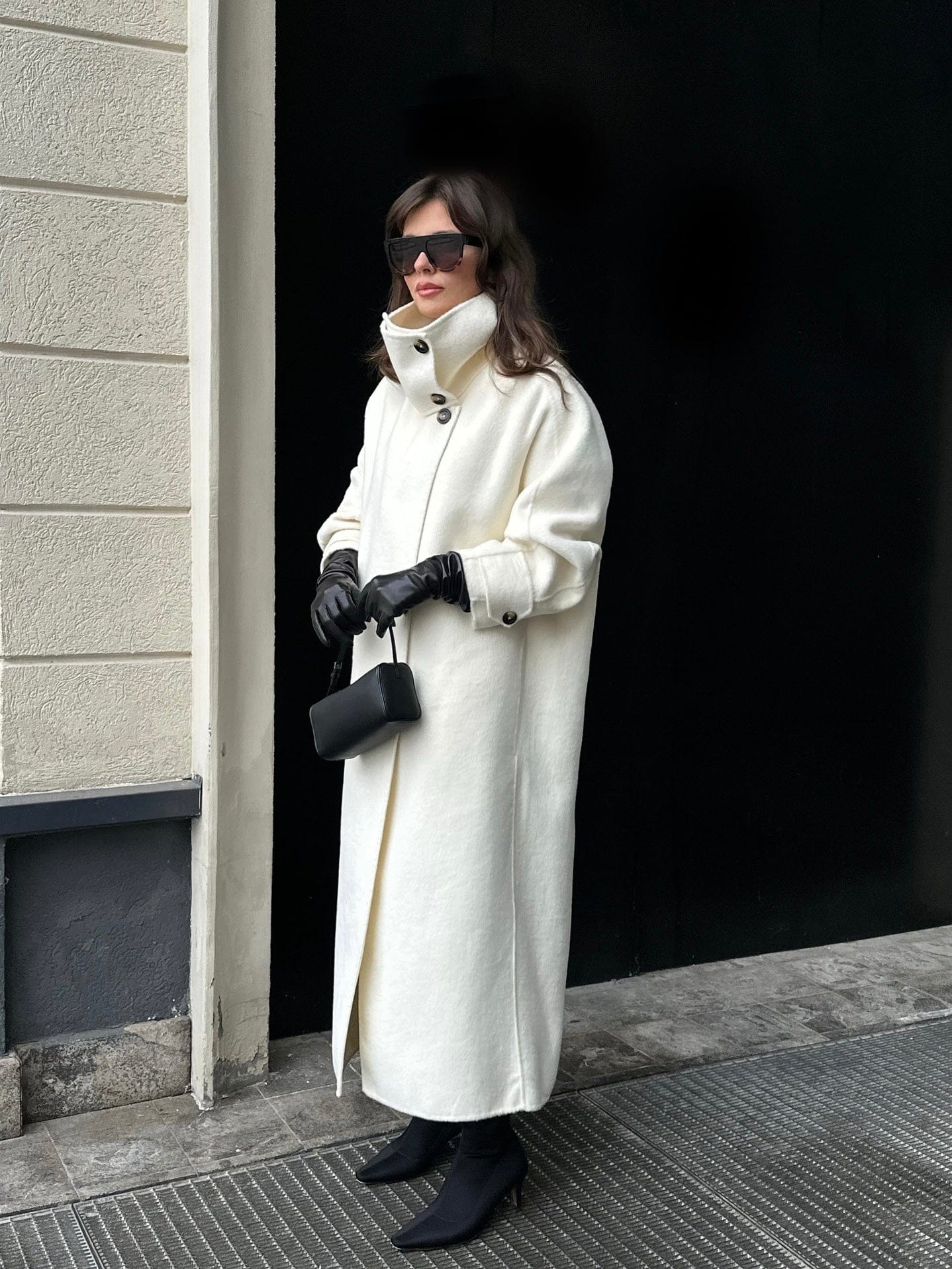 Velira Amaya | Elegant High-Neck Long Coat Amaya | Elegantiškas Ilgas Paltas Su Aukštu Kaklu