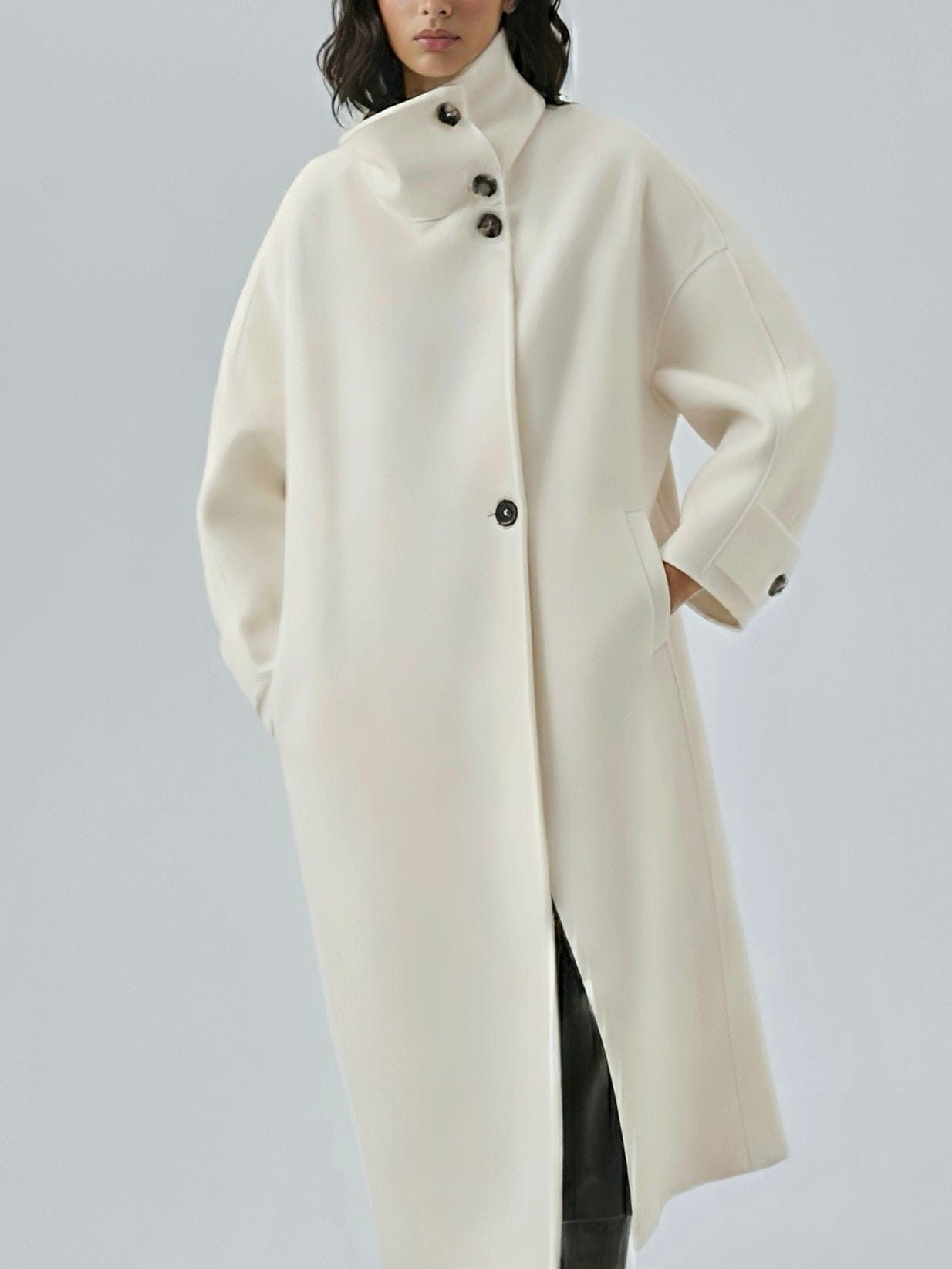 Velira Amaya | Elegant High-Neck Long Coat Amaya | Elegantiškas Ilgas Paltas Su Aukštu Kaklu