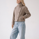 Velira Angela | High-Neck Button Jacket Angela | Aukštos apykaklės mygtukų švarkas