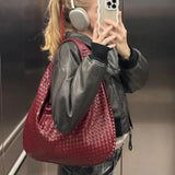 Velira Bags Bordo Woven Leather Hobo Krepšys