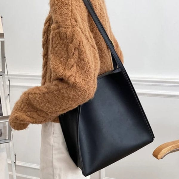 Velira Bags Milano odinė hobo rankinė