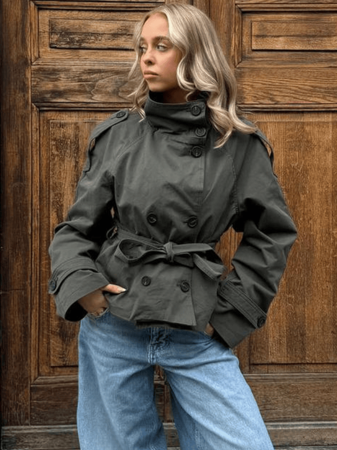 Velira Cath | Short Belted Trench Coat Cath | Trumpas diržinis lietpaltis