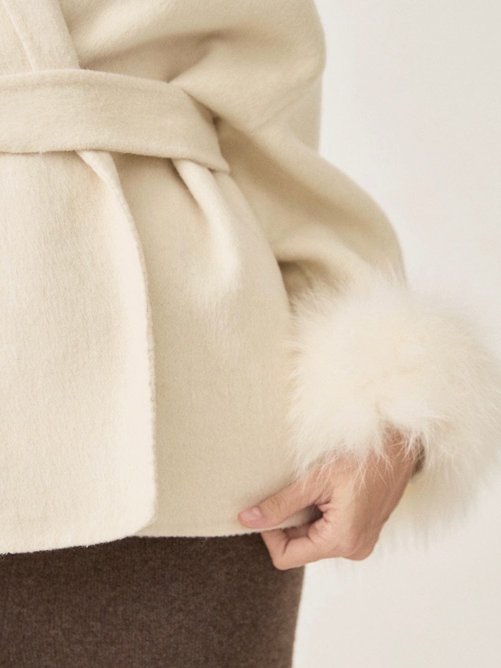 Velira Celine | Belted Coat with Faux Fur Cuffs Celine | Diržinė Striukė su Dirbtinės Odos Rankovėmis