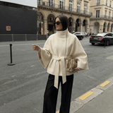 Velira Chloe | High-Neck Belted Cape Jacket Chloe | Aukštos Kaklo Diržinė Cape Striukė