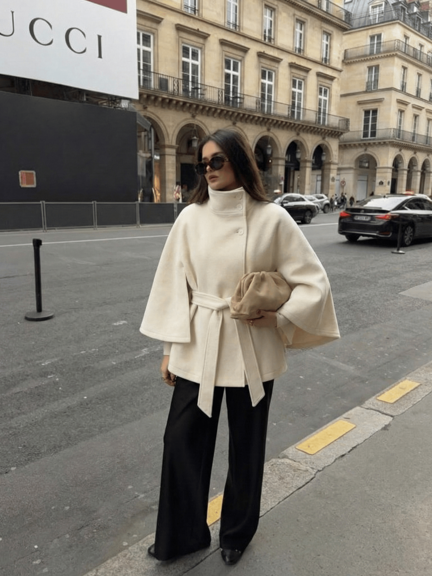 Velira Chloe | High-Neck Belted Cape Jacket Chloe | Aukštos Kaklo Diržinė Cape Striukė