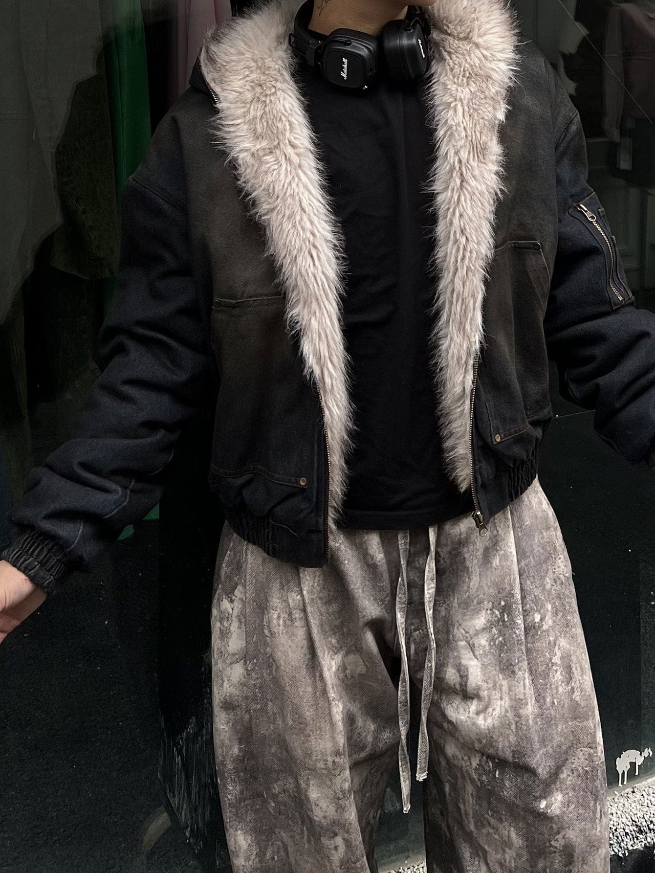 Velira Coats & Jackets Boxy dirbtinio kailio apykaklė plaunamo džinsinio audinio striukė su gobtuvu