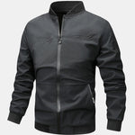 Velira Coats & Jackets juoda / S Sloganas Zip Bomber Striukė