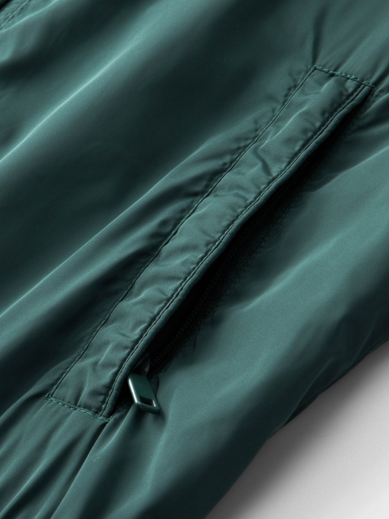 Velira Coats & Jackets Kontrastinė nuimama gobtuvinė striukė