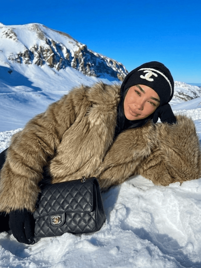 Velira Emily | Faux Fur Cropped Winter Jacket Emily | Dirbtinio kailio trumpa žiemos striukė