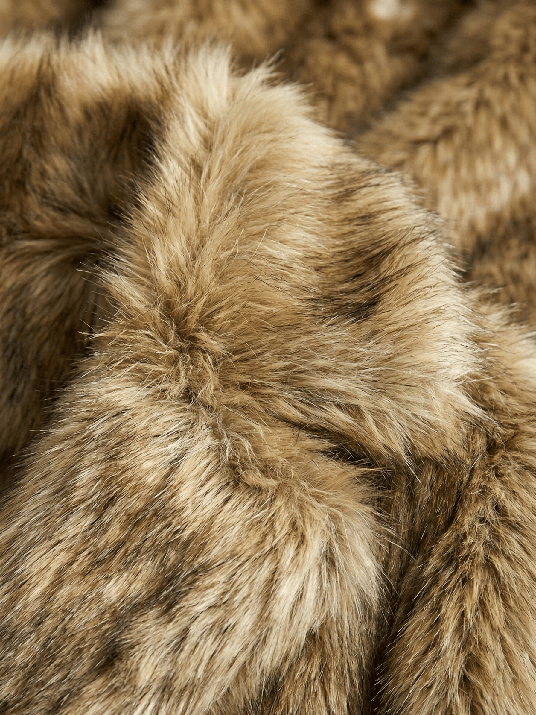 Velira Emily | Faux Fur Cropped Winter Jacket Emily | Dirbtinio kailio trumpa žiemos striukė