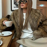 Velira Emily | Faux Fur Cropped Winter Jacket Emily | Dirbtinio kailio trumpa žiemos striukė