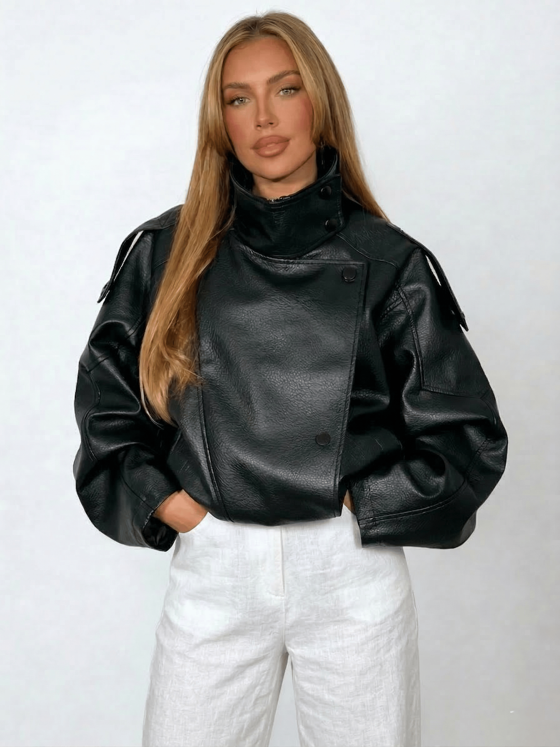 Velira Felicia | Oversized High-Neck Faux Leather Jacket Felicia | Per didelis aukštas kaklas dirbtinės odos švarkas