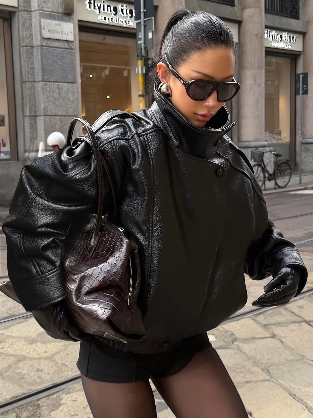 Velira Felicia | Oversized High-Neck Faux Leather Jacket Felicia | Per didelis aukštas kaklas dirbtinės odos švarkas