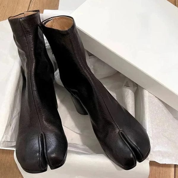 Velira Footwear Women Kyoto Pusiau Pirštų Blokuotas Kulnas Kulknys Batai