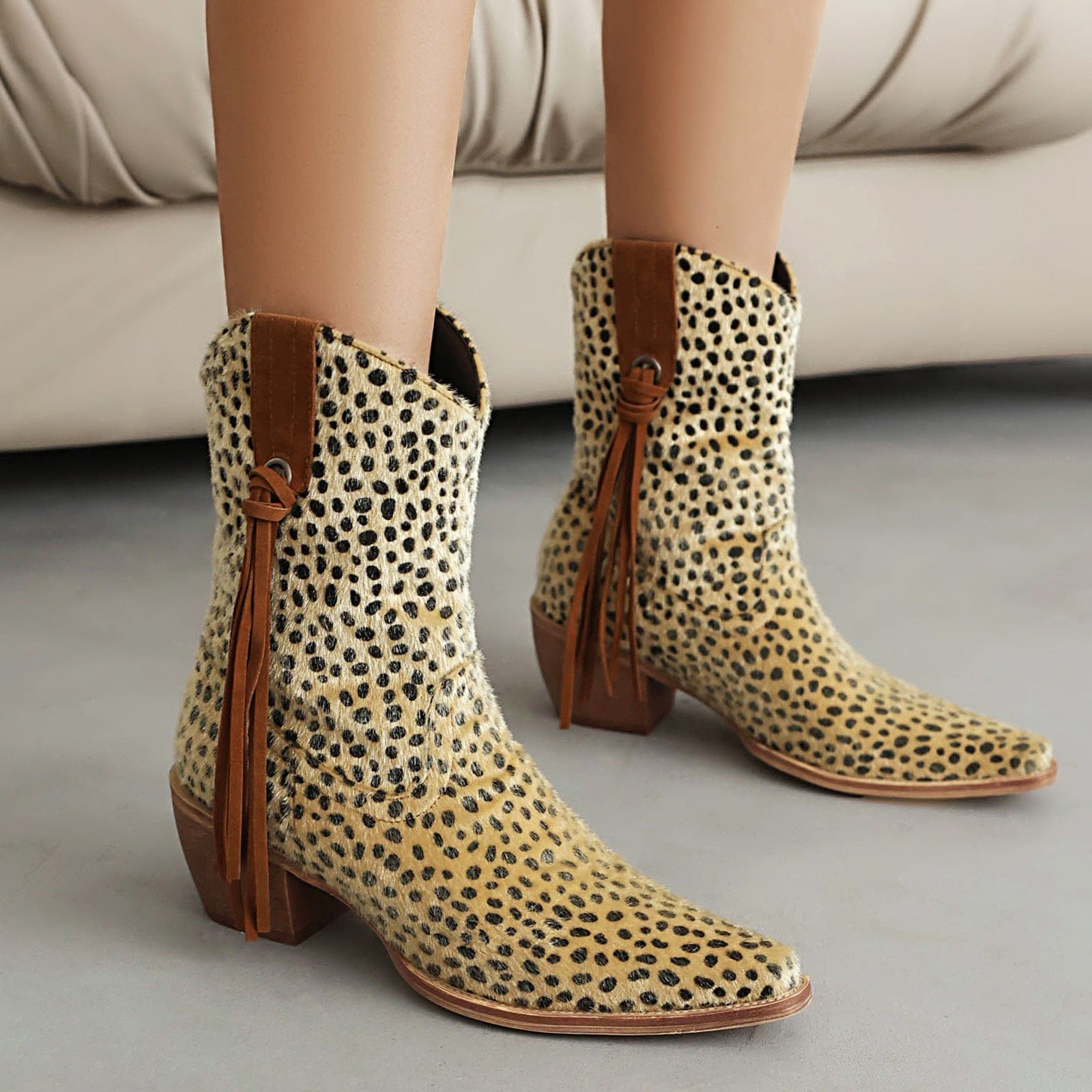 Velira Footwear Women Sedonos leopardų rašto kaubojiški batai