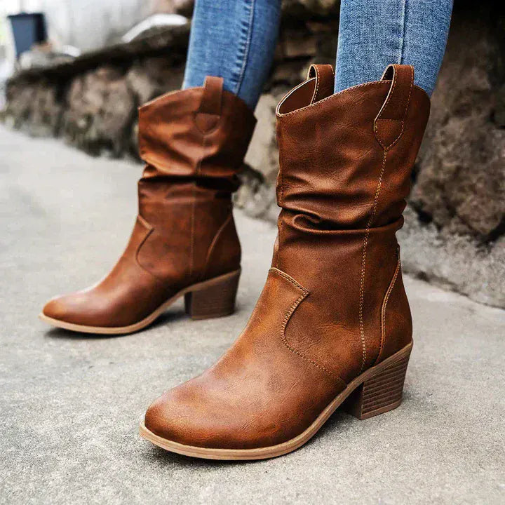 Velira Footwear Women Sierra Slouch-Detail Aulinukai