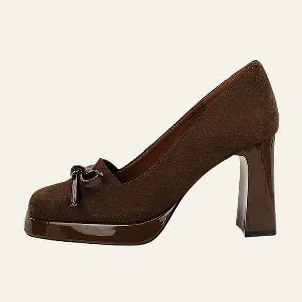 Velira Footwear Women Veronos bateliai su bloko kulnu ir kaspinu