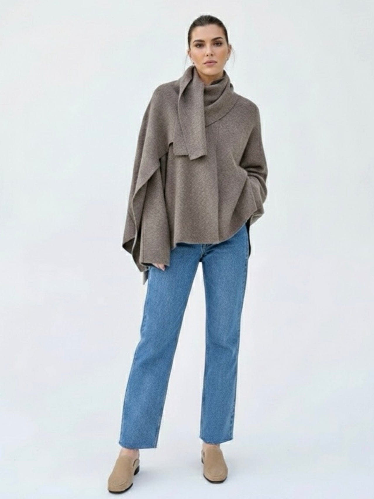 Velira Iris | Cowl Neck Cape Coat for Women Iris | Moteriškas Cape Paltas su Kaklo Apykakle