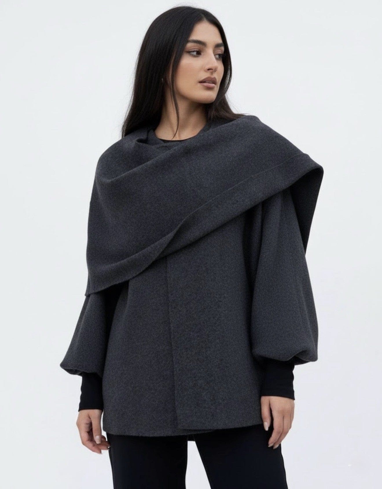 Velira Iris | Cowl Neck Cape Coat for Women Iris | Moteriškas Cape Paltas su Kaklo Apykakle
