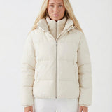 Velira Joane | Hooded Short Puffer Jacket with Plush Lining Joane | Trumpa pūkinė striukė su gobtuvu ir pūkine pamušalu