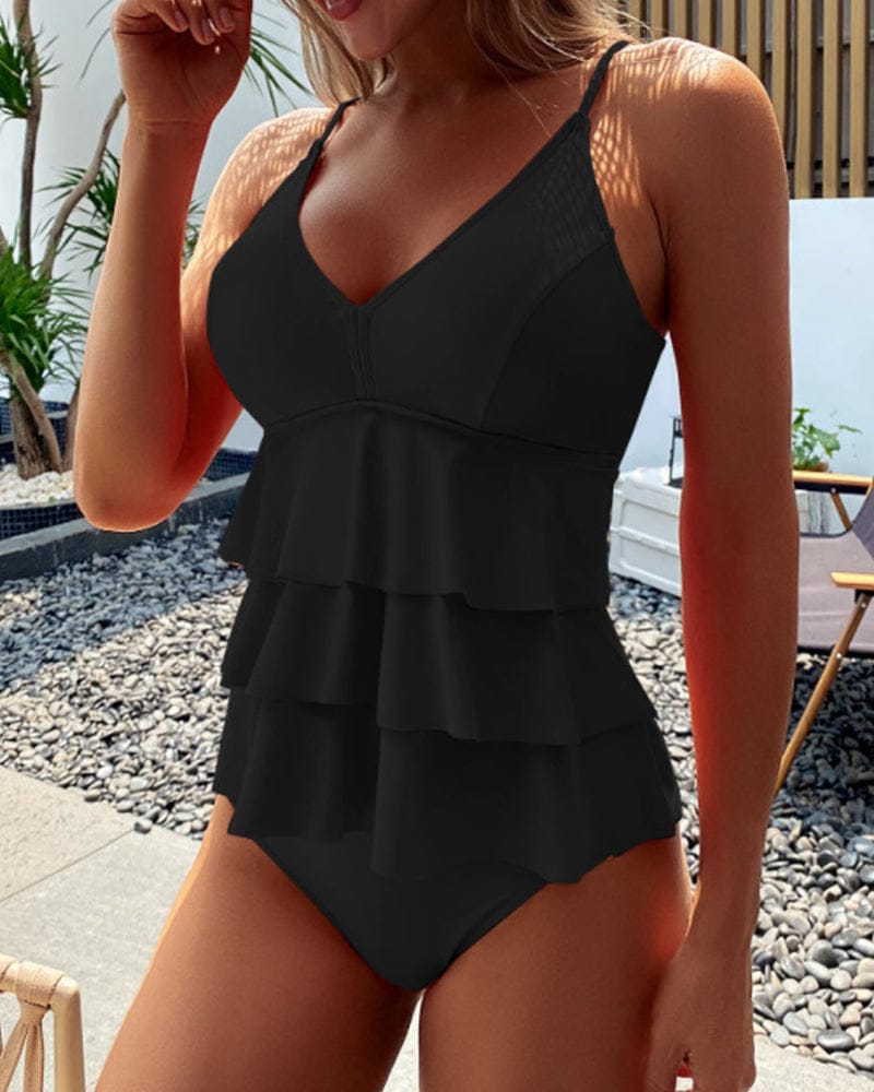 Velira Juoda / XS Teresa™ | Lygus maudymosi kostiumėlis su elegantiškomis volanėlėmis