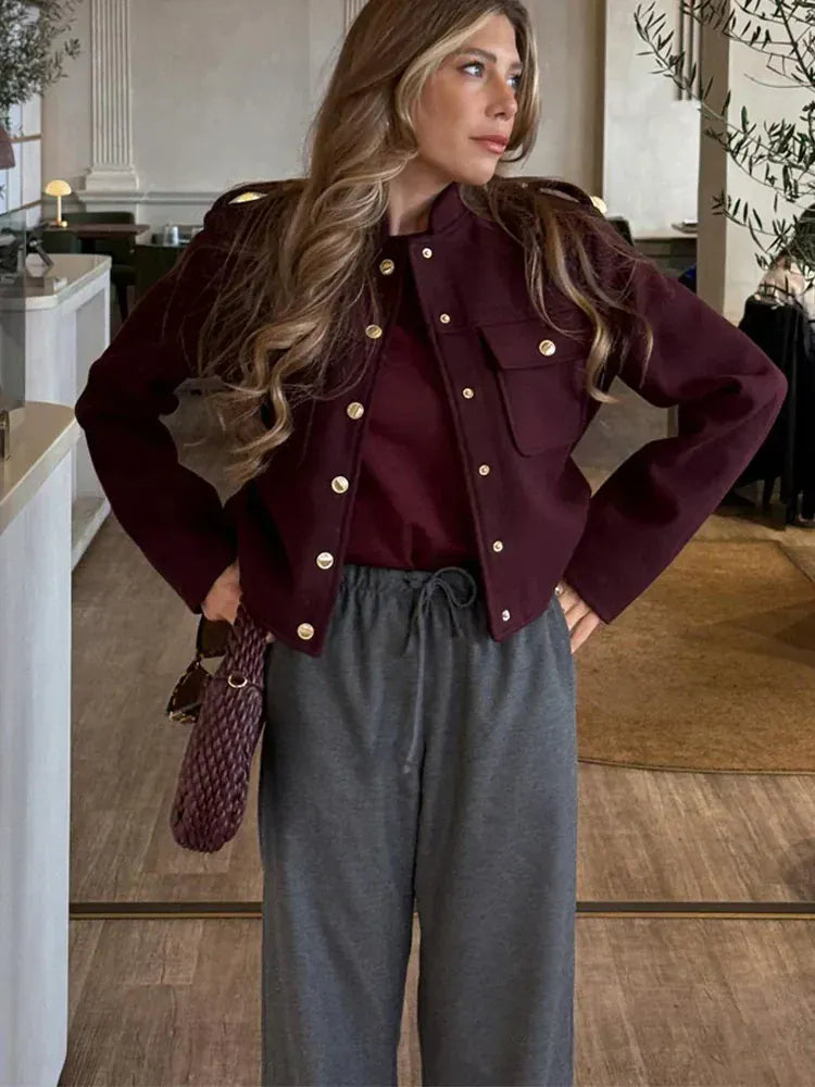 Velira Lilly | Burgundy Cropped Jacket with Gold Buttons Lilly | Bordo trumpa striukė su auksiniais mygtukais