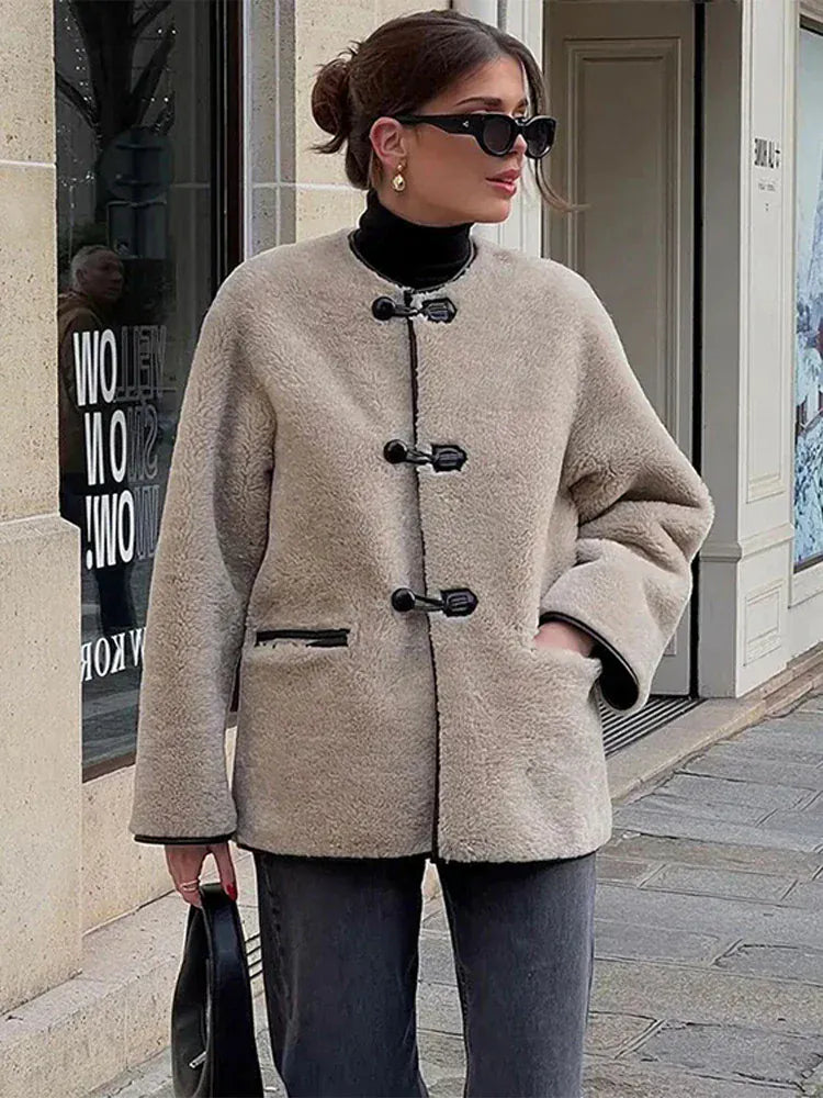 Velira Liz | Faux Shearling Toggle Coat Liz | Dirbtinio avikailio paltas