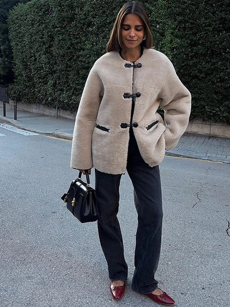 Velira Liz | Faux Shearling Toggle Coat Liz | Dirbtinio avikailio paltas