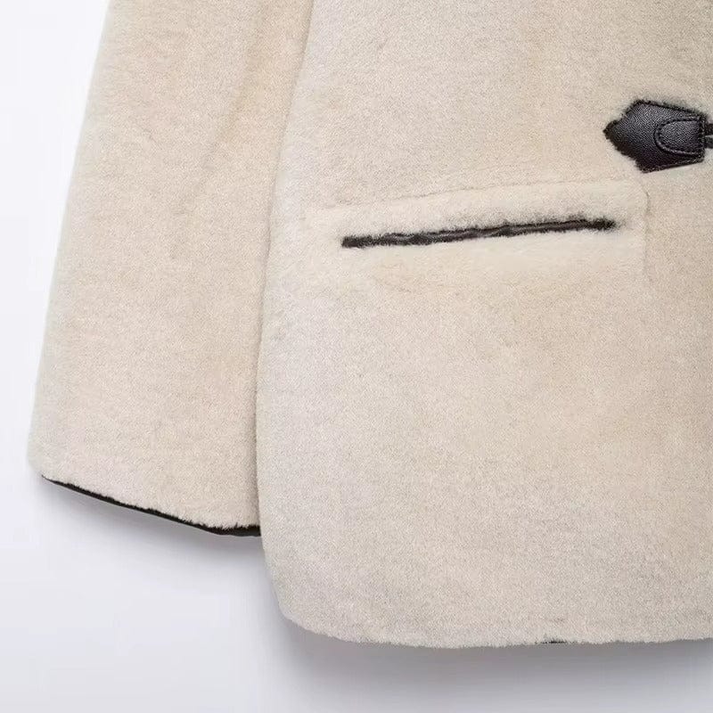 Velira Liz | Faux Shearling Toggle Coat Liz | Dirbtinio avikailio paltas
