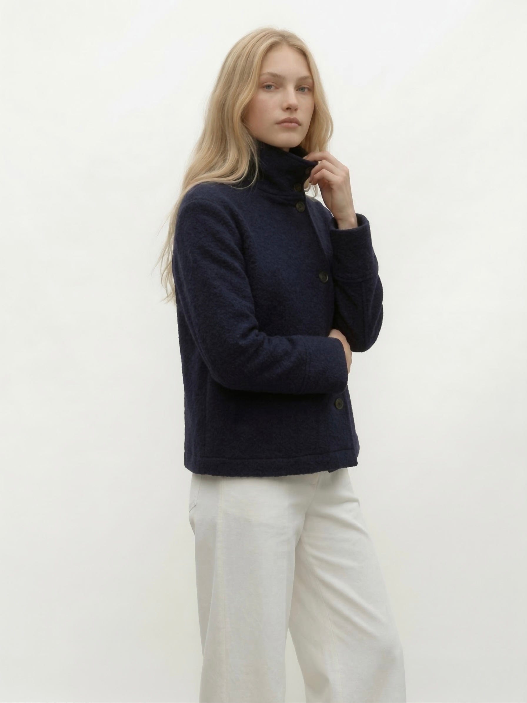 Velira Martha | High-Neck Buttoned Pea Coat Martha | Aukštos kaklo mygtukinė žieminė striukė
