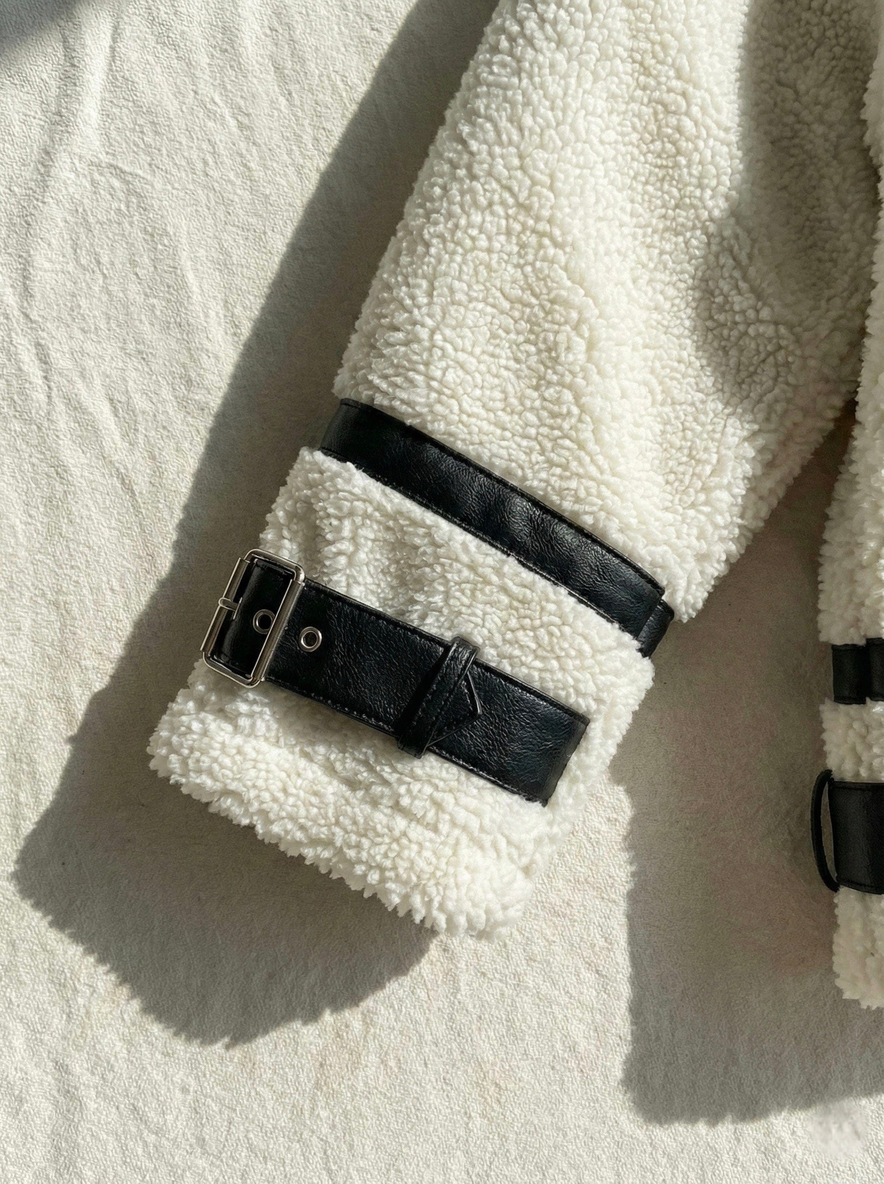 Velira Mathilda | Faux Shearling Zip-Up Jacket Mathilda | Dirbtinio avikailio užtrauktukas