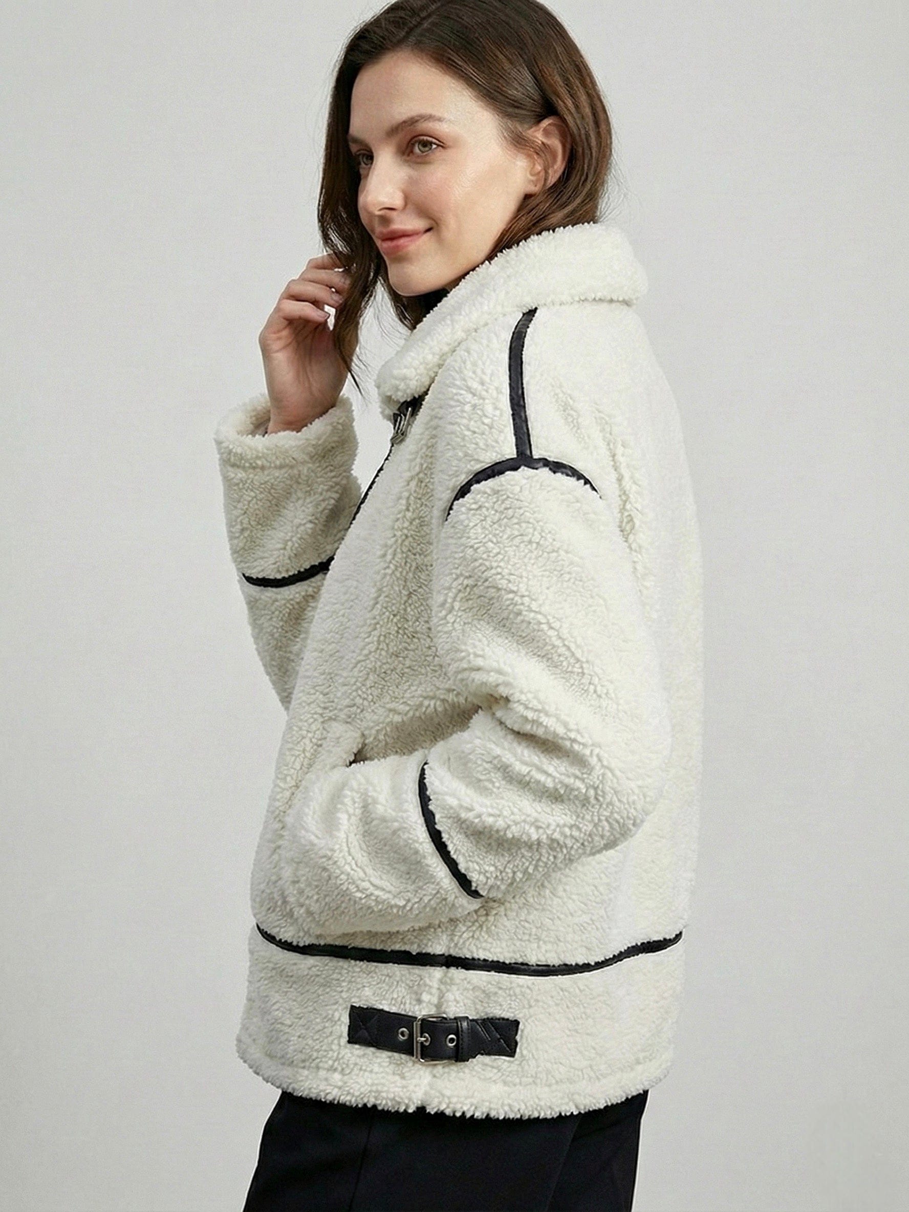 Velira Mathilda | Faux Shearling Zip-Up Jacket Mathilda | Dirbtinio avikailio užtrauktukas
