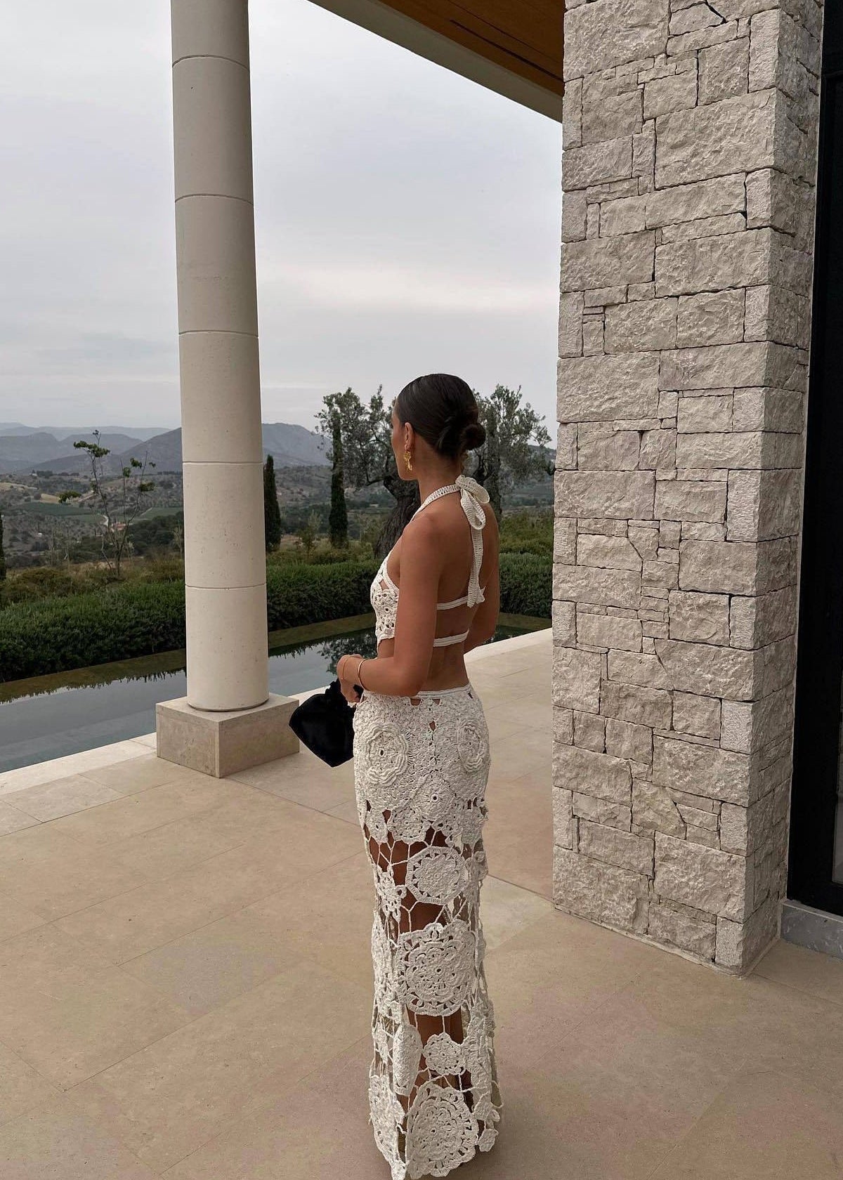 Velira Maxi Dress Balta Nėriniuota Maxi Suknelė su Iškirptėmis Vasaros