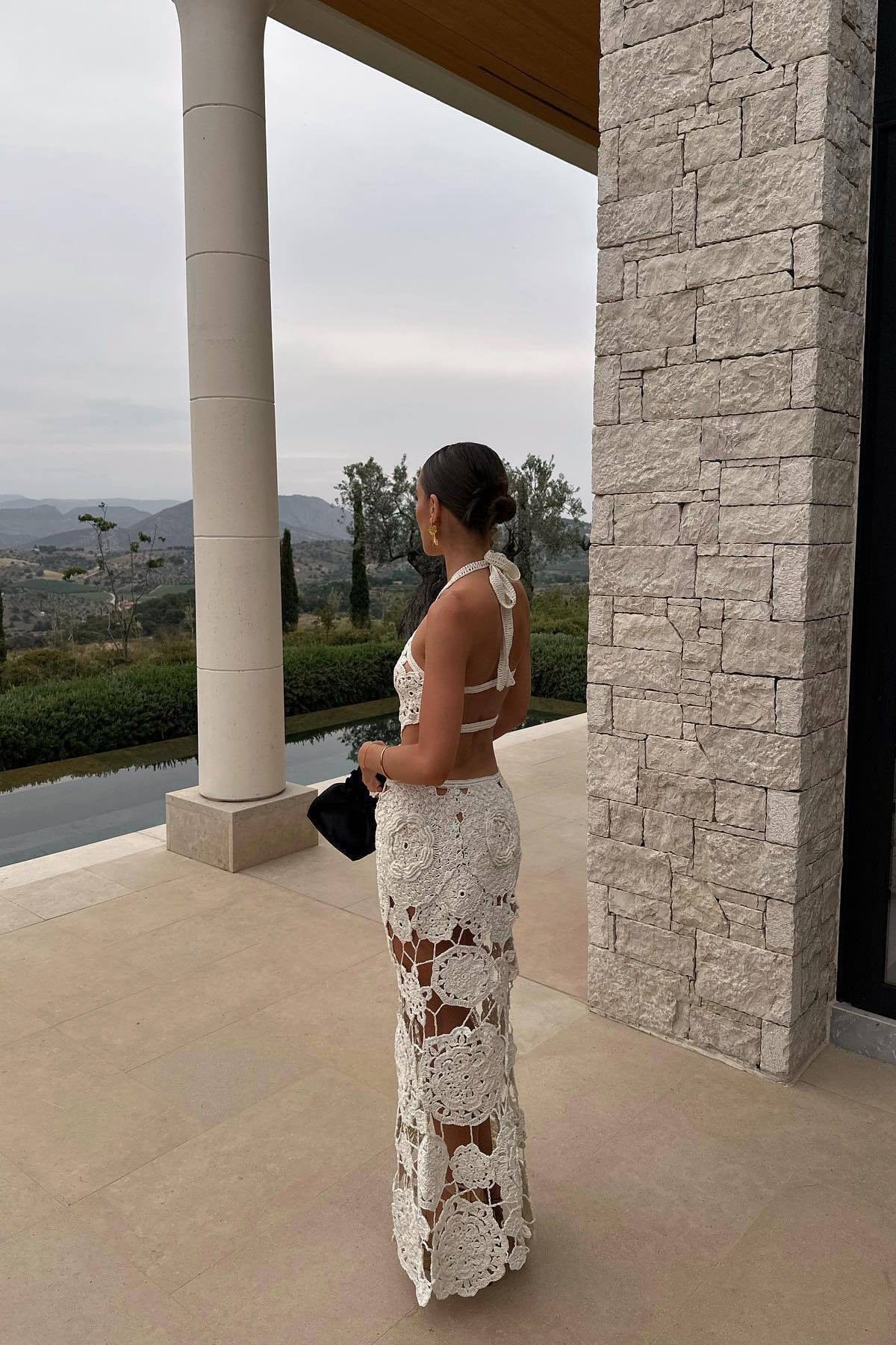 Velira Maxi Dress Balta Nėriniuota Maxi Suknelė su Iškirptėmis Vasaros