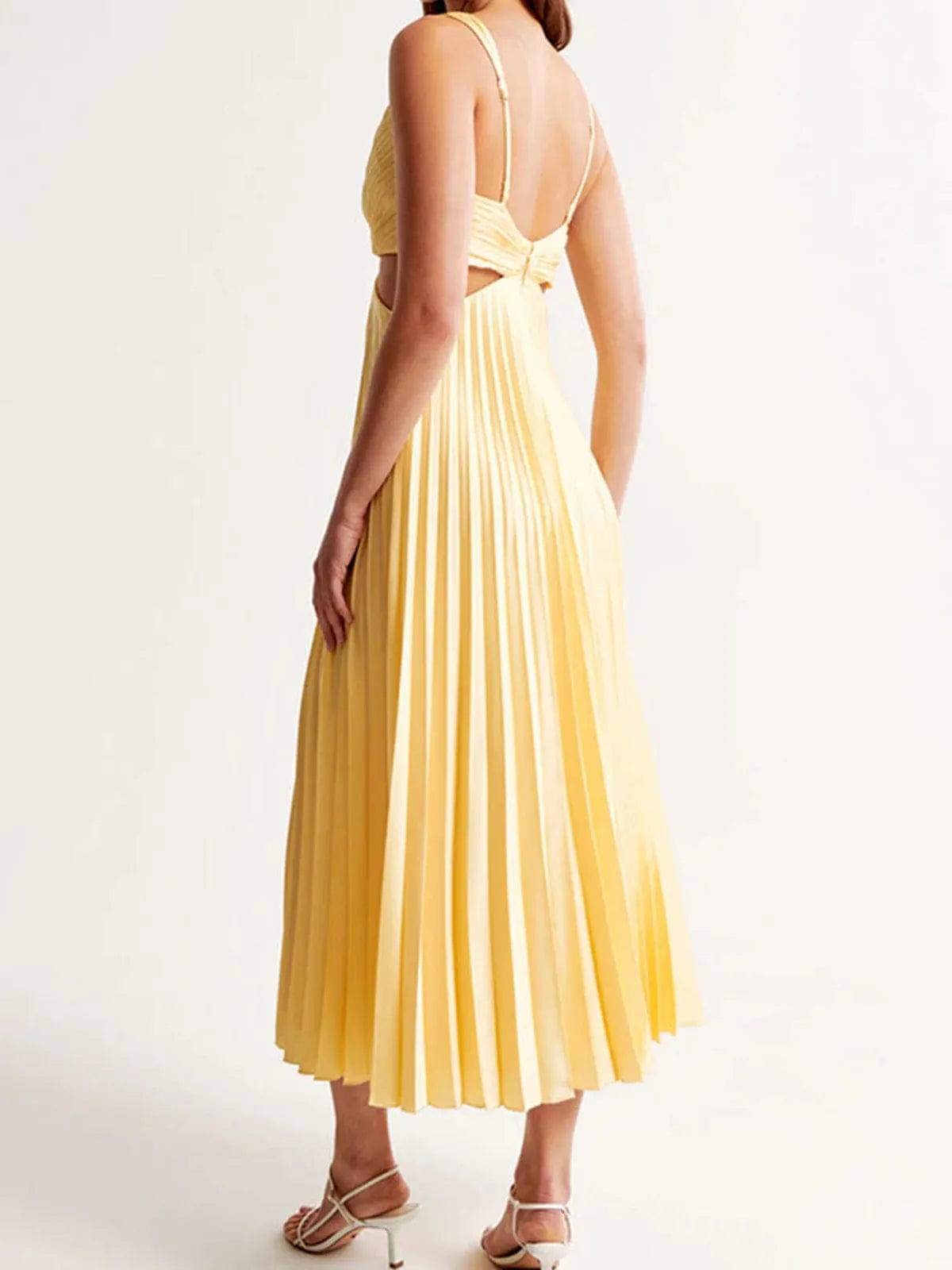 Velira Maxi Dress Geltona Plisuota Vasaros Šventės Maxi Suknelė