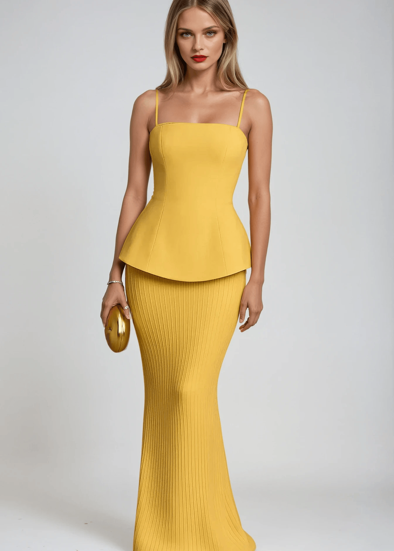 Velira Maxi Dress Geltona / XS Geltona Be Rankovių Vakarinė Maxi Suknelė