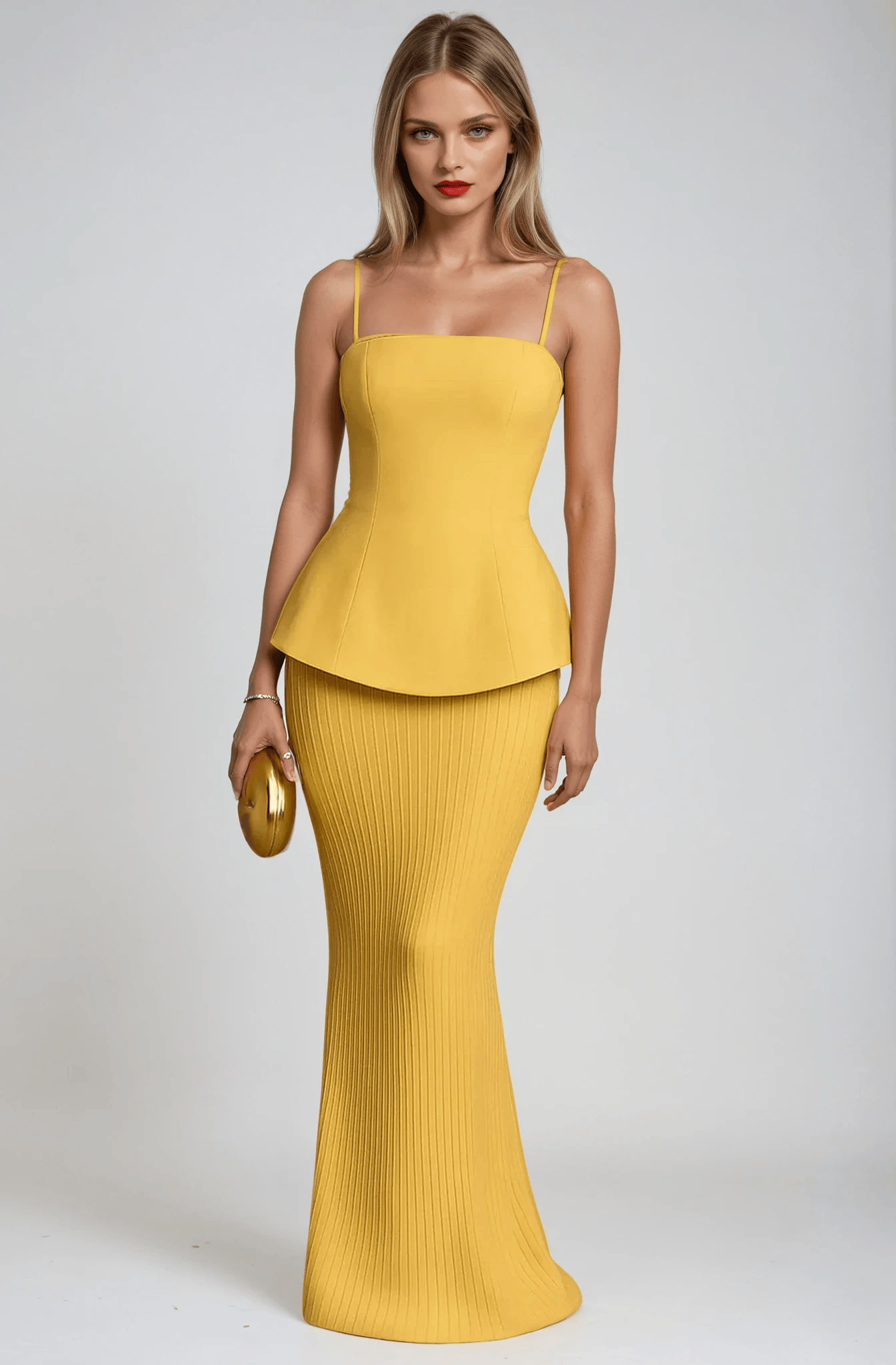 Velira Maxi Dress Geltona / XS Geltona Be Rankovių Vakarinė Maxi Suknelė