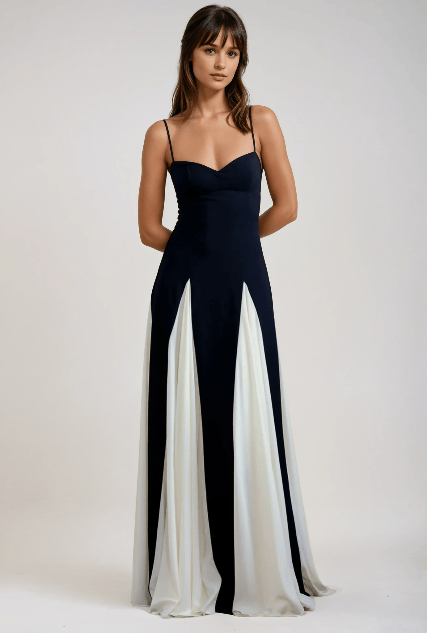 Velira Maxi Dress Juoda / S Paloma Vakarinė Maxi Suknelė