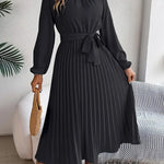 Velira Maxi Dress Juoda / S Plisuota Midi Suknelė su Diržu