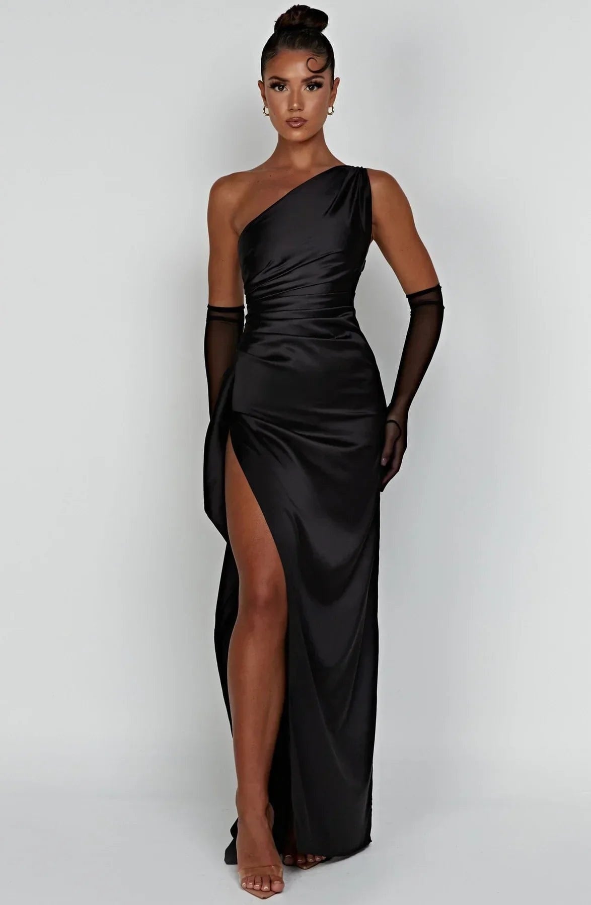 Velira Maxi Dress Juoda / S Satino vakarinė ilga suknelė