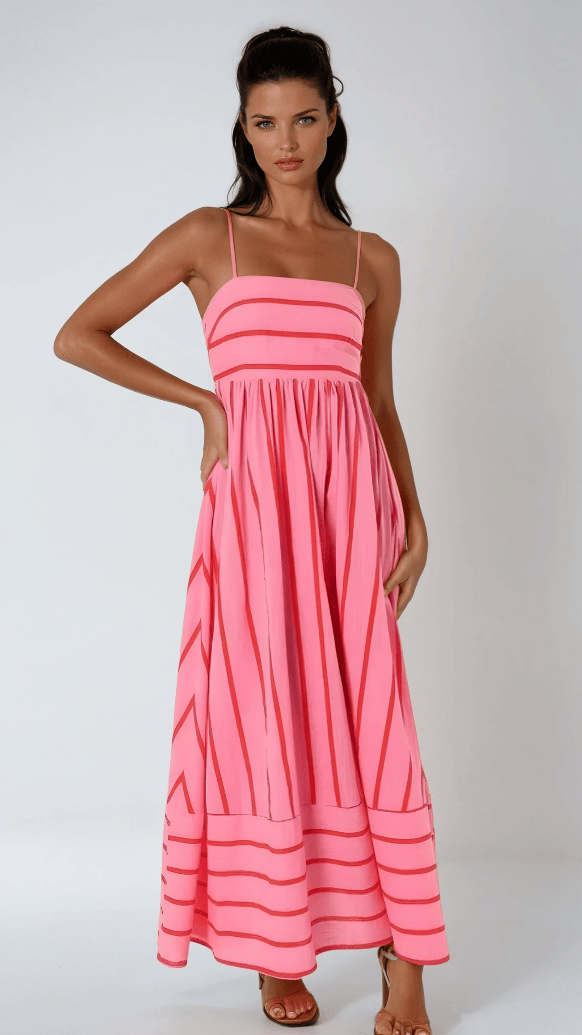 Velira Maxi Dress Juostuota diržinė vasaros paplūdimio maksi suknelė