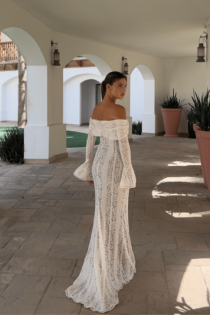 Velira Maxi Dress Off Suknelė