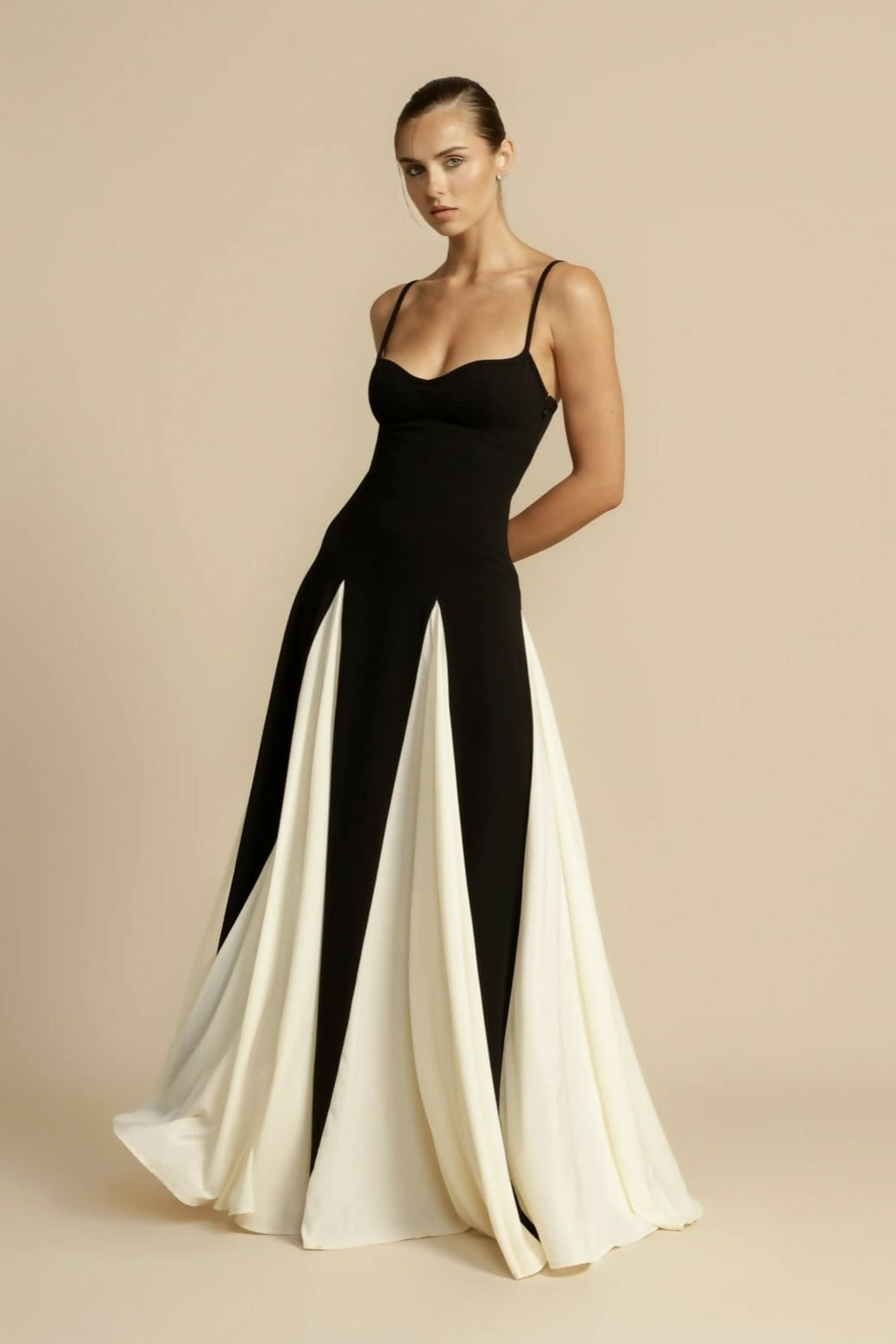 Velira Maxi Dress Paloma Vakarinė Maxi Suknelė
